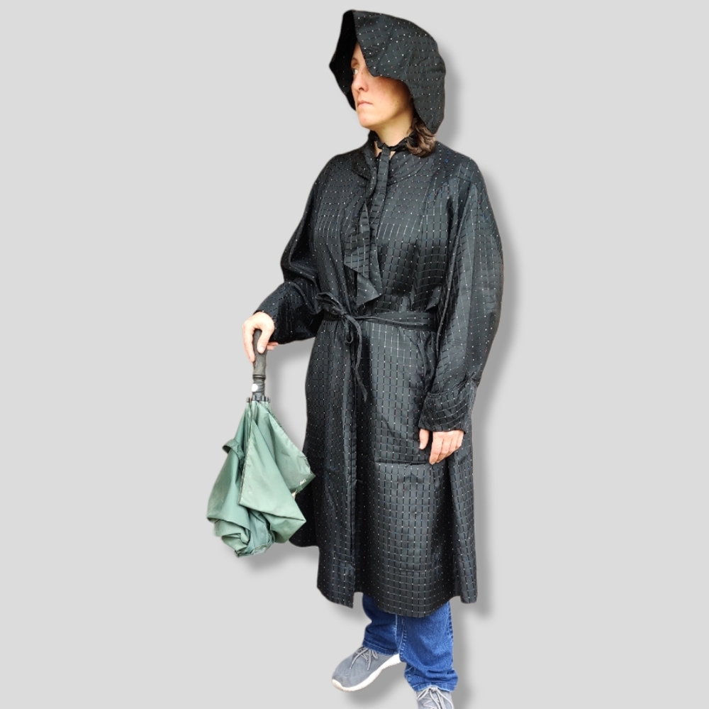 Weather Resistant Coat, London, Fog Detachable Hooded Hat, Belt Tie Vintage